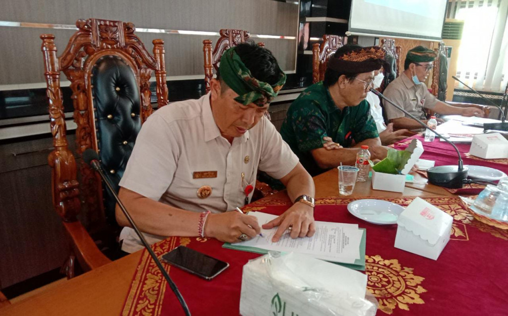 Penetapan Rancangan RPJM Desa Dalung menjadi RPJM Desa Dalung tahun 2022 - 2028